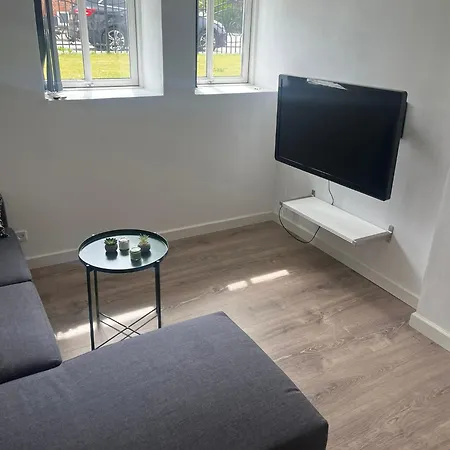 アパート Med Egen Indgang *