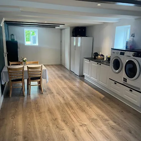 Med Egen Indgang アパート